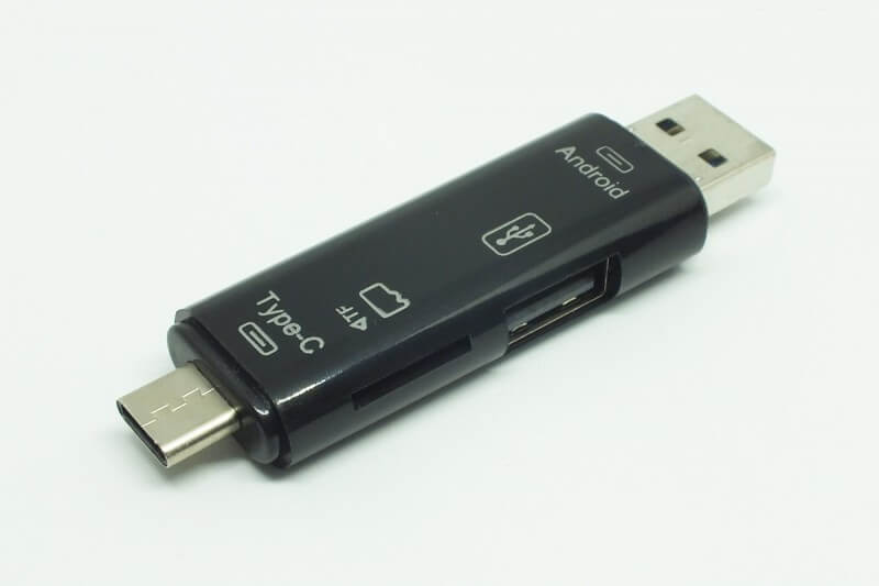Adattatore USB All in 1