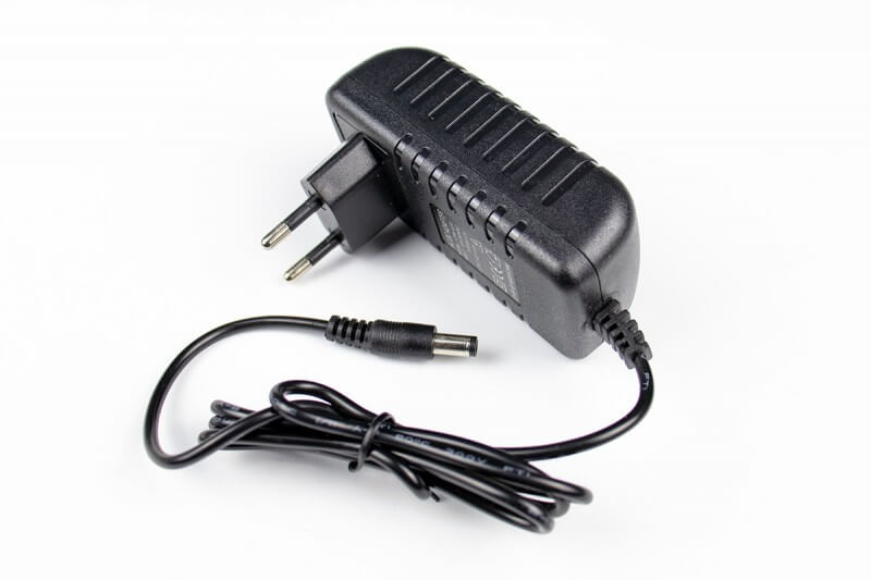 Alimentatore da parete 12V
