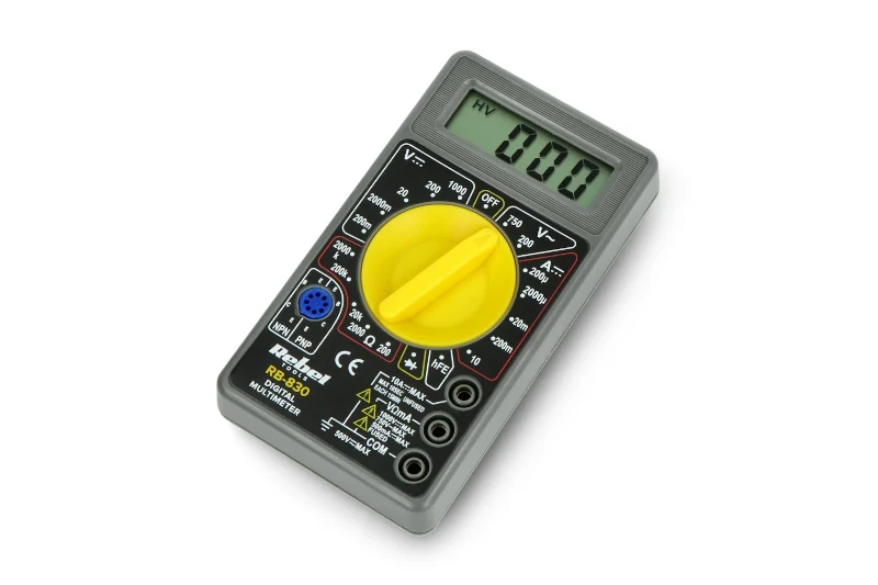 Multimetro digitale